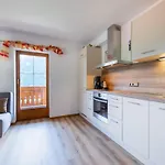 In Wald Near Zillertal Area Apartment *