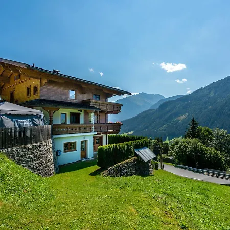Cozy With Mountain Views 瓦尔德平古